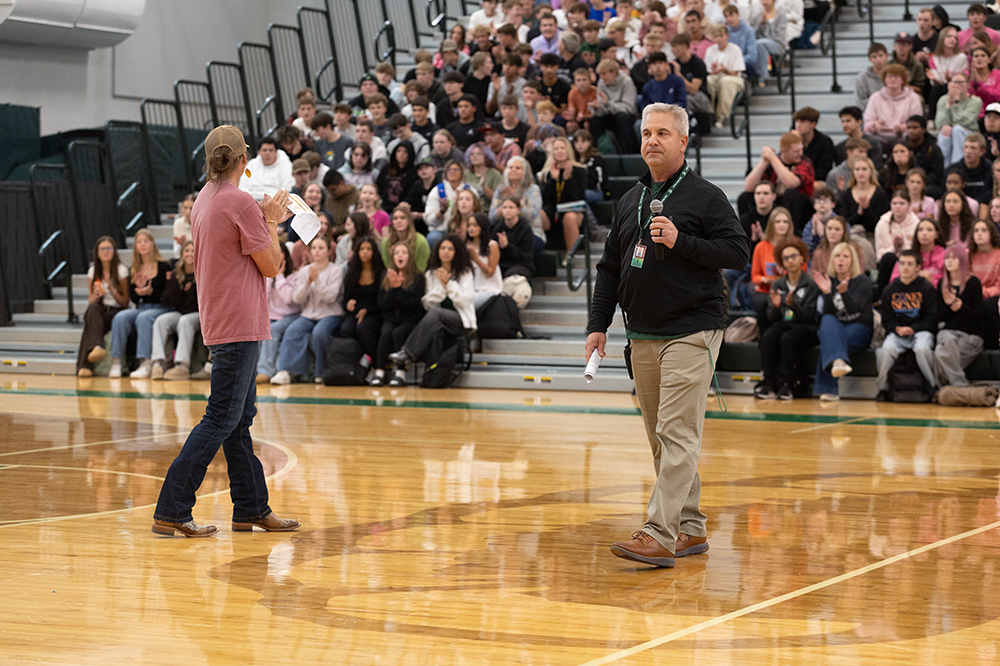 %_tempFileName1M6A3881%